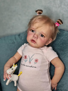 24 inch Adorable Lifelike Reborn Toddler Baby Dolls Realistic Newborn Baby Doll Cloth Body Cuddly Baby Dolls Girl Gift