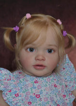 Carregar imagem no visualizador da galeria, 26inch Lovely Lifelike Reborn Toddler Girl Cloth Body Adorable Realistic Newborn Baby Doll Gift
