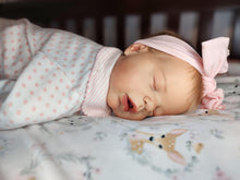 Carica l&#39;immagine nel visualizzatore di Gallery, 22inch Lovely Adorable Lifelike Reborn Baby Doll Realistic Sleeping Cuddly Baby Dolls Gift for Kids
