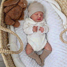 Laden Sie das Bild in den Galerie-Viewer, 20 Inch Lovely Adorable Realistic Reborn Baby Dolls Sleeping Cuddly Toddler Lifelike Newborn Baby Doll Girl Birthday Xmas Gift
