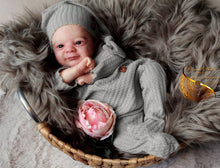 Cargar imagen en el visor de la galería, 18&quot; Poseable Woodland Elf Reborn Baby Flynn - Hand-Painted Hair &amp; Hooded Jumpsuit, Blue Eyes, Full Limbs Fabric Body
