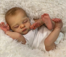 Carica l&#39;immagine nel visualizzatore di Gallery, Pinky Reborn 18 Inch Baby Dolls Realistic Newborn Babydoll Lovely Huggable Toys For Kids 3+ Perfect Birthday Christmas Present Gifts
