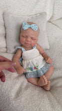 Load and play video in Gallery viewer, Pinky Reborn Silicone Reborn Baby Dolls, 8inch Solid Silicone Full Body Baby Doll Charlie Super Soft Squishy Elastic Platinum Silicone Weighted 320 Grams Gift for Collectors &amp; Kids Ages 3+

