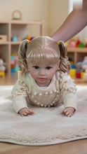 Load and play video in Gallery viewer, Pinky Reborn Huge Size 26 inch 68 cm Reborn Baby Dolls Newborn Toddler Doll Silicone Babies Lifelike Baby Girl with Long Hair Pippa Realistic Baby Doll Real Size White Clothes for Children
