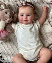 Carregar imagem no visualizador da galeria, Lifelike Silicone Full Body Reborn Baby Doll Realistic 20 Inch Cute Smiling Newborn Dolls
