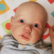 Carregar imagem no visualizador da galeria, 22&quot; Saskia Soft Silicone Lifelike Baby Doll Real Life Looking Reborn Todder

