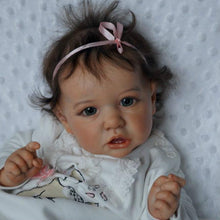 Laden Sie das Bild in den Galerie-Viewer, 22&quot; Athena Reborn Baby Doll Girl Realistic Newborn Babies Silicone doll
