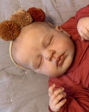 Carica l&#39;immagine nel visualizzatore di Gallery, Lifelike Reborn Baby Girl Doll 20 Inches Sleeping Realistic Newborn Babies Dolls Gift for Kids

