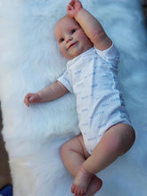 Carregar imagem no visualizador da galeria, 24 Inch or 20 Inch Maddie Reborn Toddler Popular Cute Baby Doll Soft Silicone Body Kids Gift
