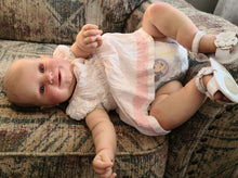 Load image into Gallery viewer, Smiling Maddie Soft Silicone Simulation 20&quot; Reborn Baby Doll Girl
