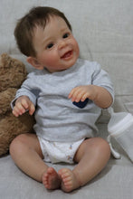 画像をギャラリービューアに読み込む, 24 Inch Weighted Lifelike Reborn Baby Dolls Toddler Realistic Newborn Baby Doll Boy Gift for Kids
