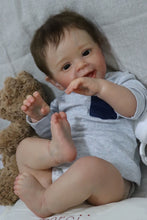 Загрузить изображение в средство просмотра галереи, 24 Inch Weighted Lifelike Reborn Baby Dolls Toddler Realistic Newborn Baby Doll Boy Gift for Kids
