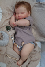 Cargar imagen en el visor de la galería, Weighted Reborn Baby Doll Soft Silicone Baby Doll Huggable Cloth Body 60cm Toddler Size
