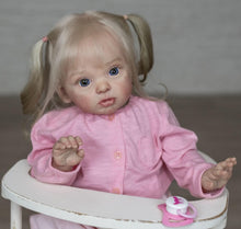 Carica l&#39;immagine nel visualizzatore di Gallery, Toddler Reborn Baby Dolls Girl with Visible Veins Newborn Baby Doll Girl 24 Inch Weighted Cloth Body

