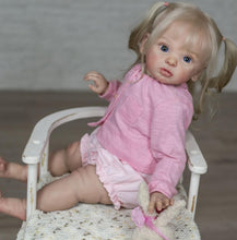 Carregar imagem no visualizador da galeria, Toddler Reborn Baby Dolls Girl with Visible Veins Newborn Baby Doll Girl 24 Inch Weighted Cloth Body
