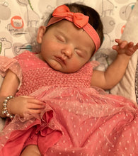 Load image into Gallery viewer, Lovely Realistic Reborn Baby Dolls Girls Sleeping 20 Inches Preemie Newborn Dolls Real Lifelike Soft Silicone Reborn Babies Xmas Birthday Gift for Kids Age 3+
