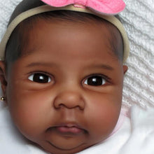 Carica l&#39;immagine nel visualizzatore di Gallery, 20&quot; Biracial Reborn Baby Black Skin Girl Soft Body African American Reborn Baby Doll Realistic Newborn Baby Dolls
