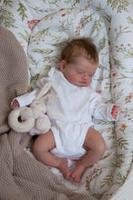 Carregar imagem no visualizador da galeria, Realistic Reborn Baby Doll 20 Inch Life Like Newborn Baby Doll Girl That Looks Real Posable Reborn Toddlers
