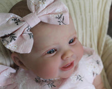画像をギャラリービューアに読み込む, 24 inch Weighted Soft Silicone Reborn Toddler Doll Girl Realistic Newborn Baby Doll Visible Veins and Capillaries Handmade Reborn Baby Dolls
