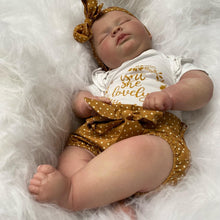 Laden Sie das Bild in den Galerie-Viewer, Gewichtete realistische Reborn-Babypuppe, schlafende weiche Silikon-Babypuppe, 61 cm, wiedergeborenes Kleinkind, Mädchen
