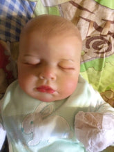 Загрузить изображение в средство просмотра галереи, Lifelike Reborn Baby Doll Realistic Reborn Baby Doll Girl 20 Inch Newborn Baby Dolls Sleeping
