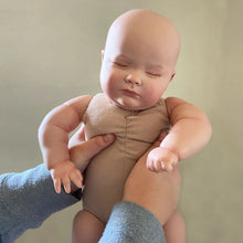 Cargar imagen en el visor de la galería, Cuddly Weighted Reborn Baby Doll Soft Silicone Baby Doll Toddler Reborn Girl
