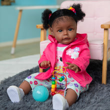Laden Sie das Bild in den Galerie-Viewer, 24 Inch Biracial Reborn Baby Dolls Girl Handmade Black African American Newborn Baby Doll Girl
